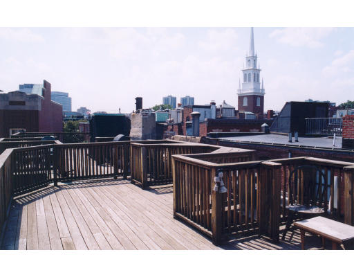 17.5 Charter Street Boston, MA 02113 - Photo 3 of 4