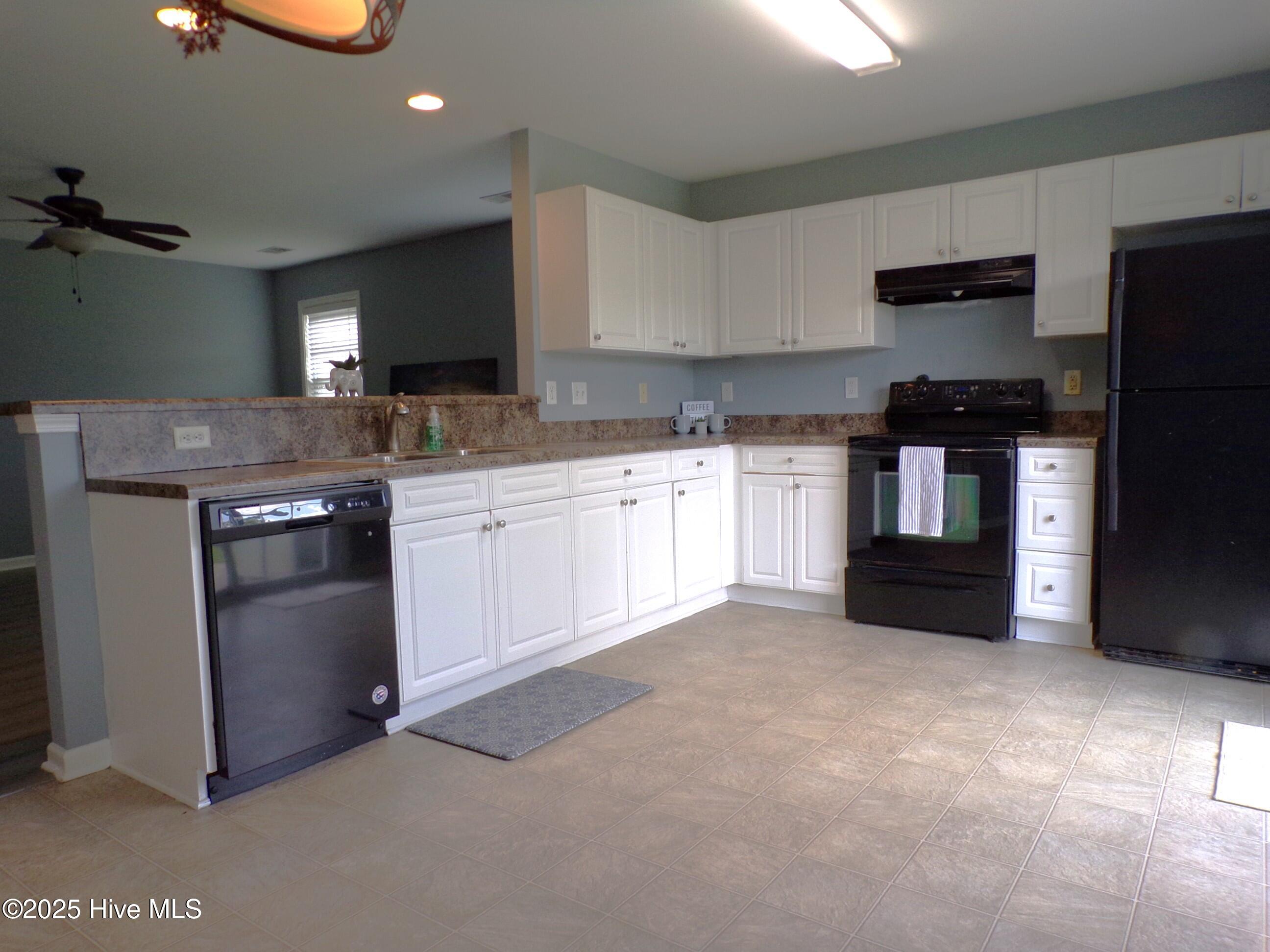 3290 Greenridge Way Leland, NC 28451 - Photo 9 of 27 100_0335