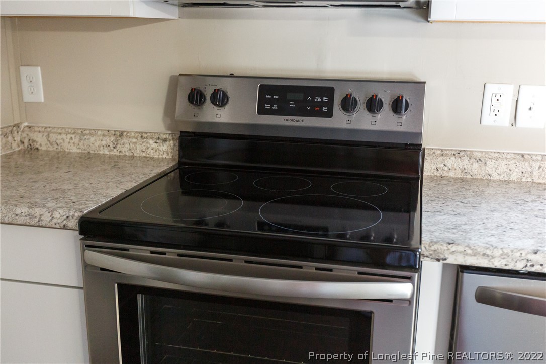 4939 Jefferson Walk Road Hope Mills, NC 28348 - Photo 7 of 25 Gallery Image 7
