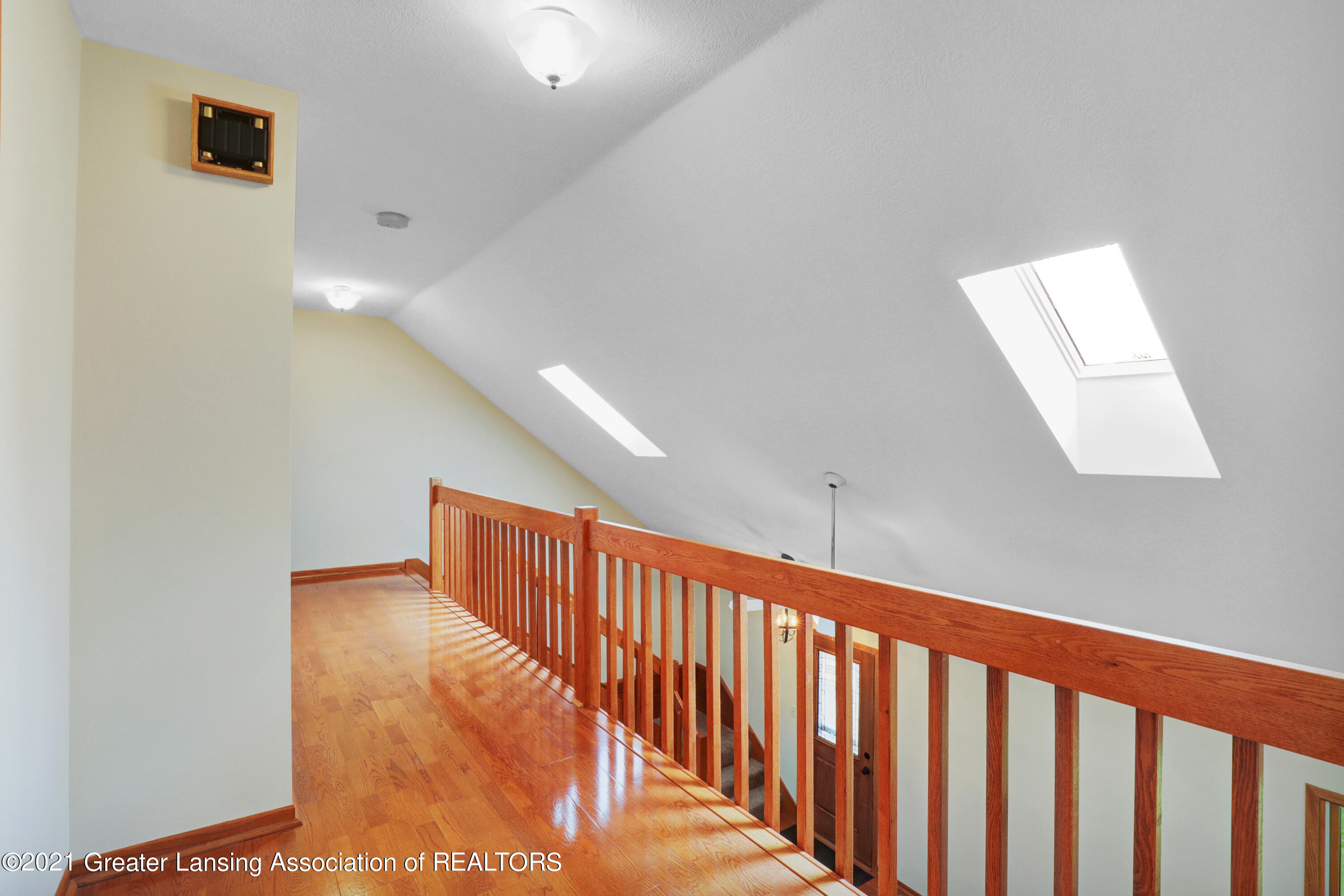 8157 Hunter Road Bath, MI 48808 - Photo 24 of 43 Balcony