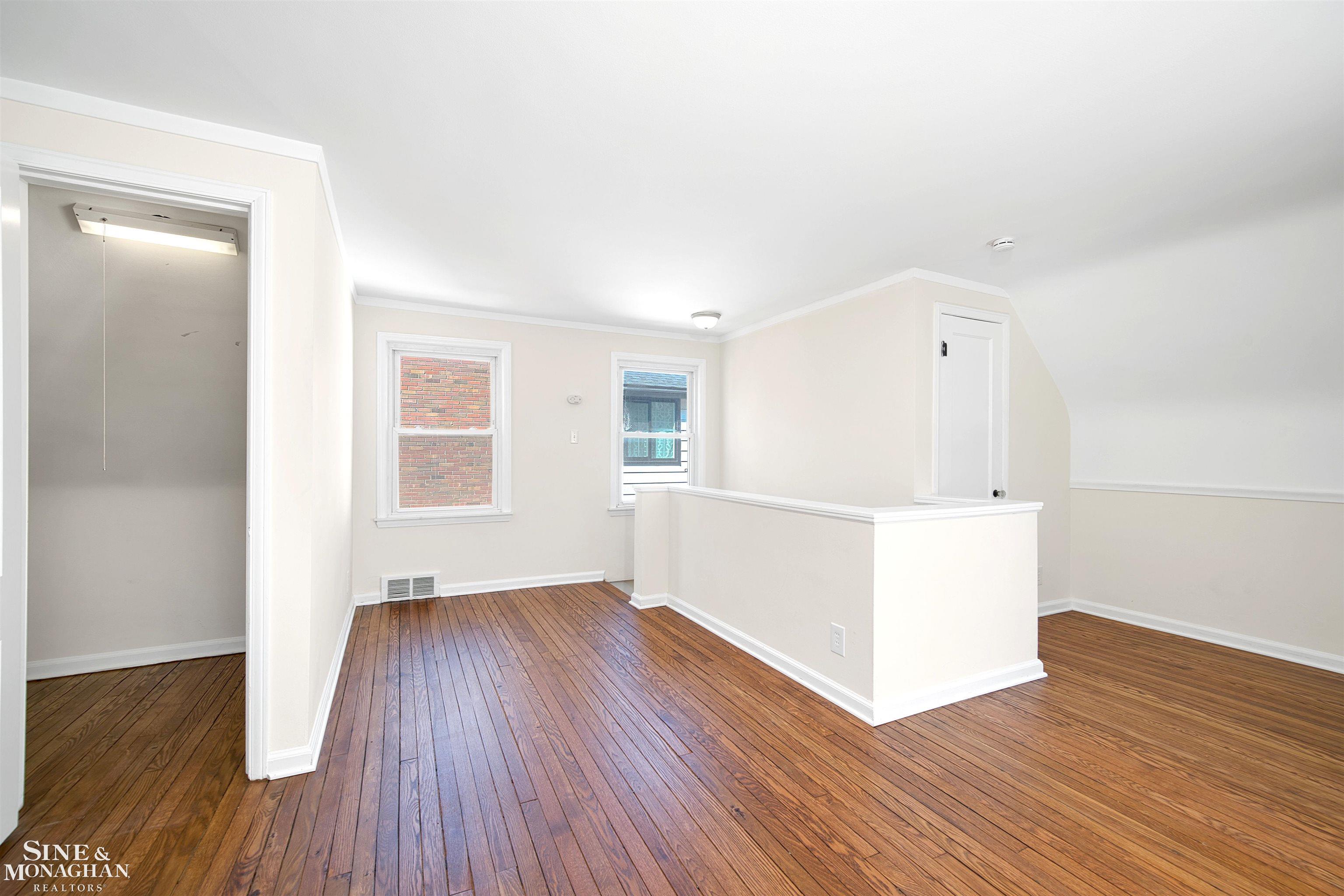 1448 Vernier Road Grosse Pointe, MI 48236 - Photo 18 of 27 50169061-27bedeea-0d5d-43b8-904f-befe5d72723c.JPG