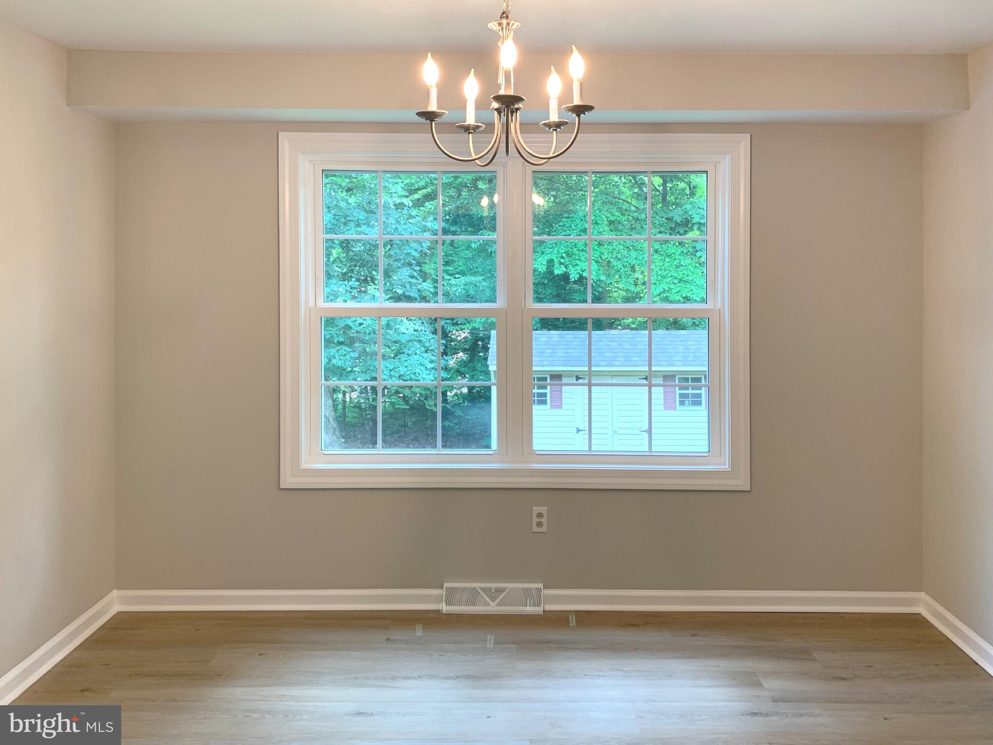 117 Midway Road Phoenixville, PA 19460 - Photo 12 of 49 Dining Rm Back View