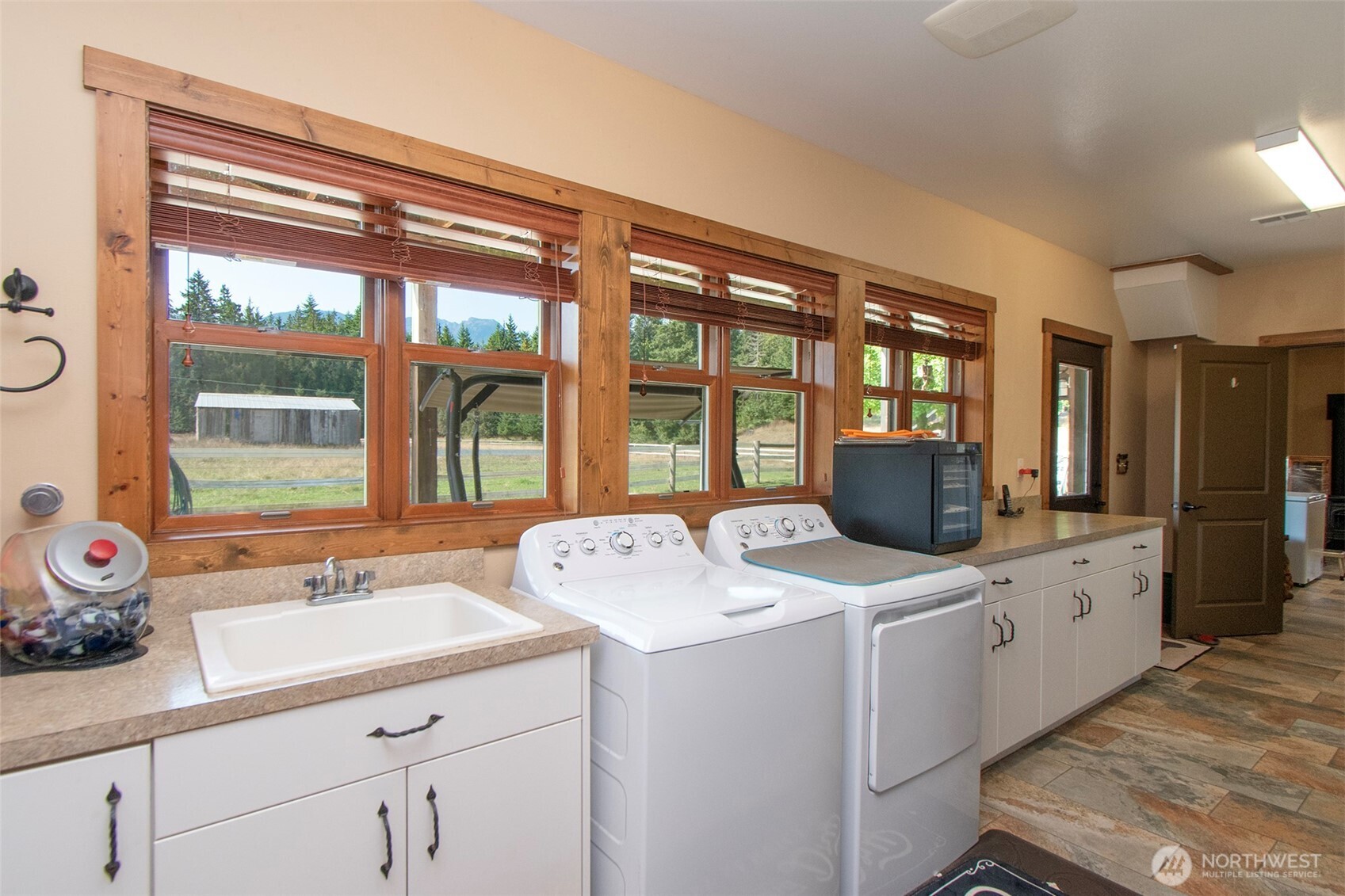 3634 Deer Park Road Port Angeles, WA 98362 - Photo 30 of 40