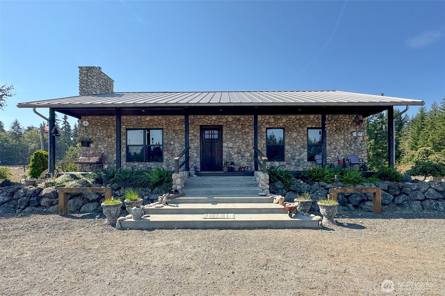 3634 Deer Park Road Port Angeles, WA 98362 - Photo 4 of 40