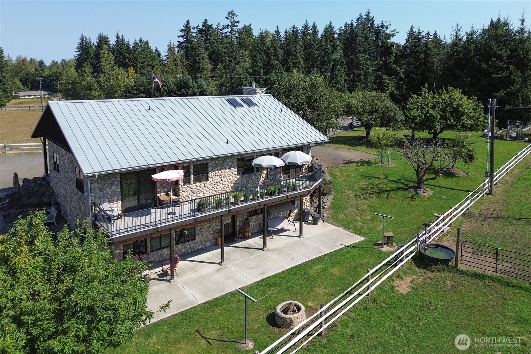 3634 Deer Park Road Port Angeles, WA 98362 - Photo 7 of 40