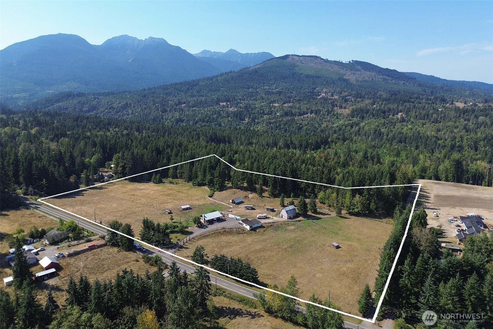 3634 Deer Park Road Port Angeles, WA 98362 - Photo 8 of 40