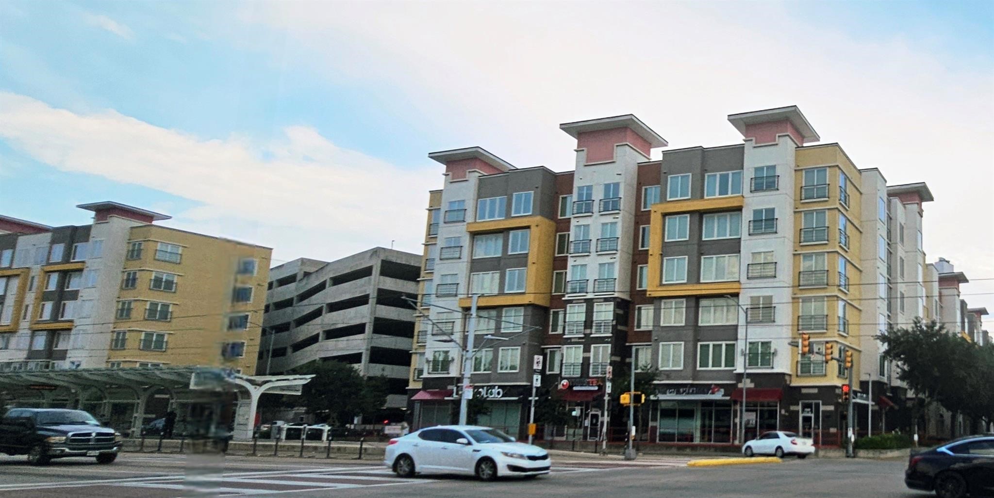 3610 Dennis Street Houston, TX 77004 - Photo 14 of 16 Close proximity to METRORail provides convenient access to Downtown, the Medical Center, and surrounding areas.
