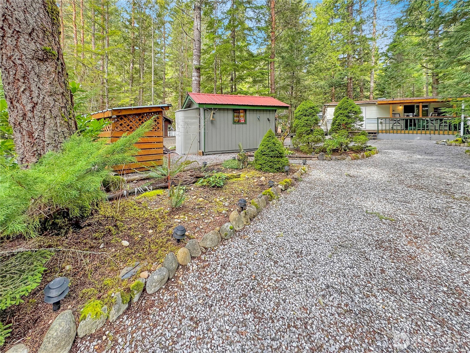 21 Drial Loop Maple Falls, WA 98266 - Photo 1 of 40