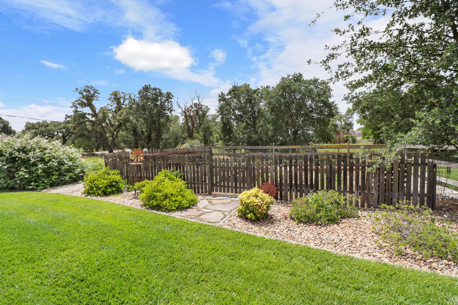 10576 Sheldon Road Elk Grove, CA 95624 - Photo 63 of 74