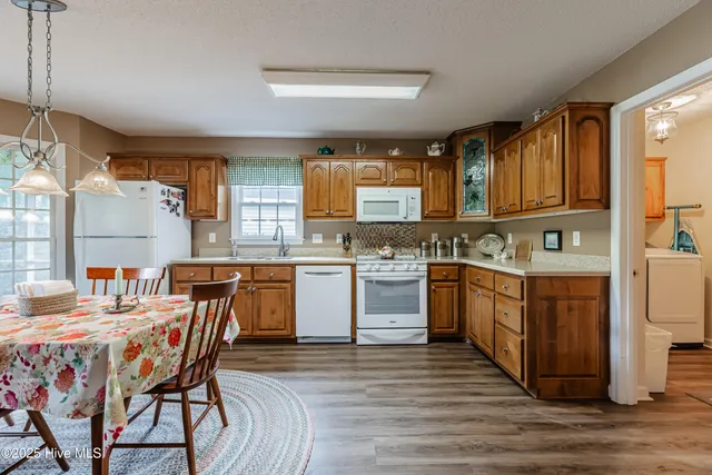 $507,500 | 514 Woods Court, Sunset Beach, NC 28468