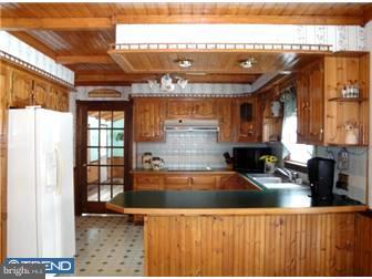 430 Church Road Sicklerville, NJ 08081 - Photo 2 of 10 Kitchen
