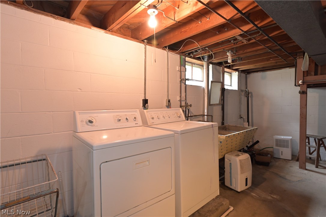 3682 Walter Road North Olmsted, OH 44070 - Photo 28 of 32 Gallery Image 28