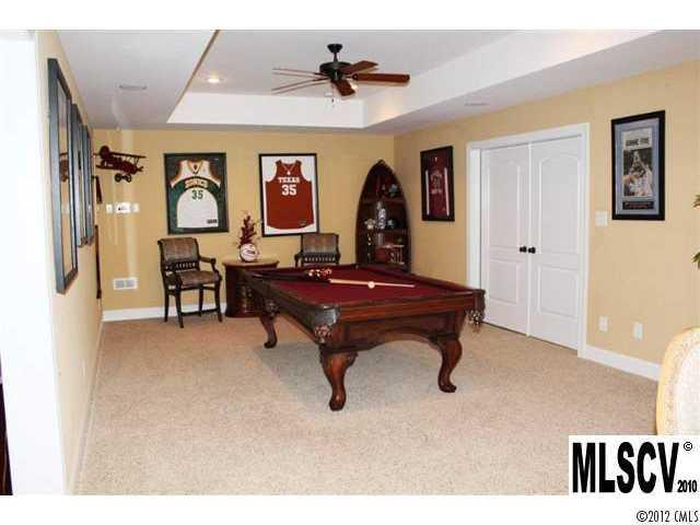 4220 3rd Street Northwest Hickory, NC 28601 - Photo 11 of 16