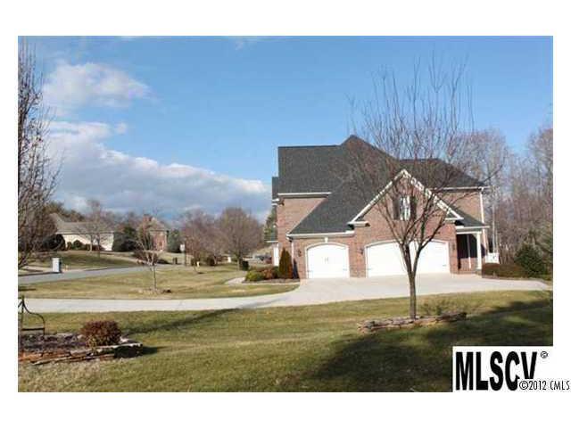 4220 3rd Street Northwest Hickory, NC 28601 - Photo 13 of 16