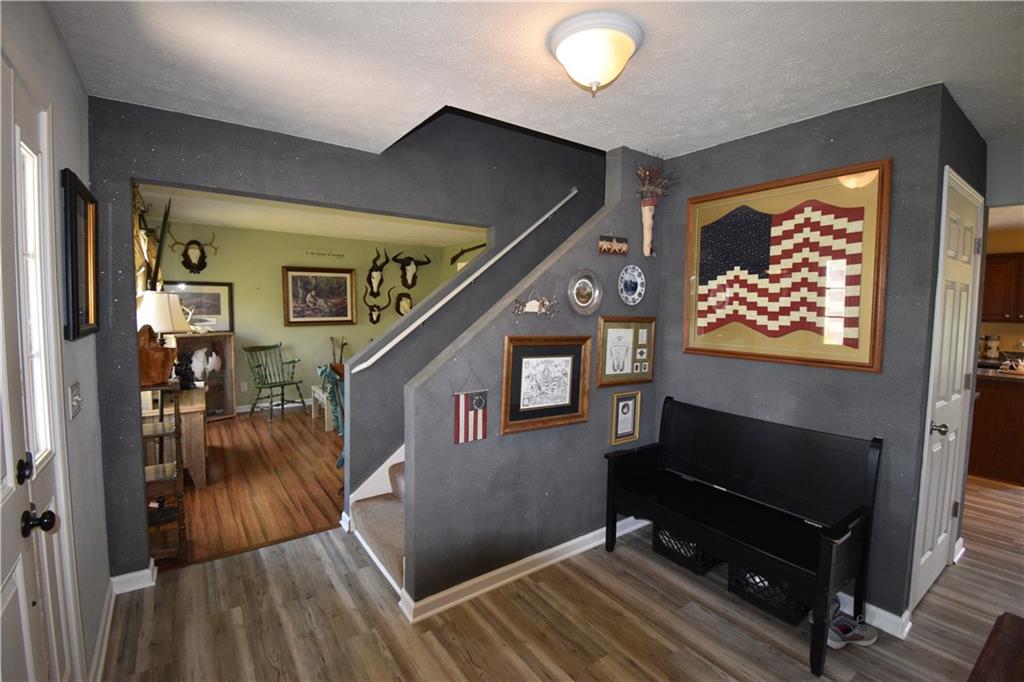 1582 Millers Run Road McDonald, PA 15057 - Photo 8 of 25 Entry