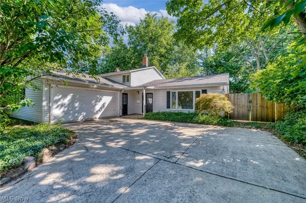$299,000 | 3171 Van Aken Boulevard, Shaker Heights, OH 44120
