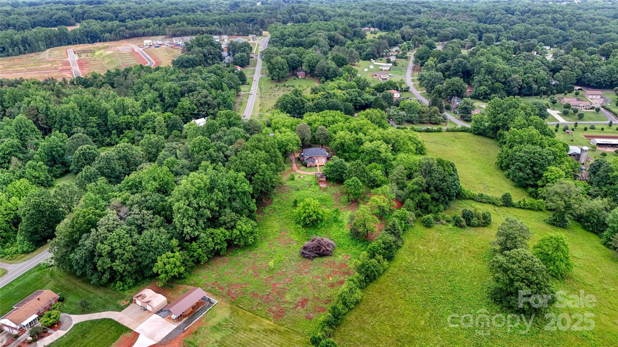 1783 Radio Station Road Newton, NC 28658 - Photo 2 of 25 Gallery Image 2