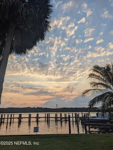 $399,900 | 222 River Bend Court, Unit BLDG C, Welaka, FL 32193