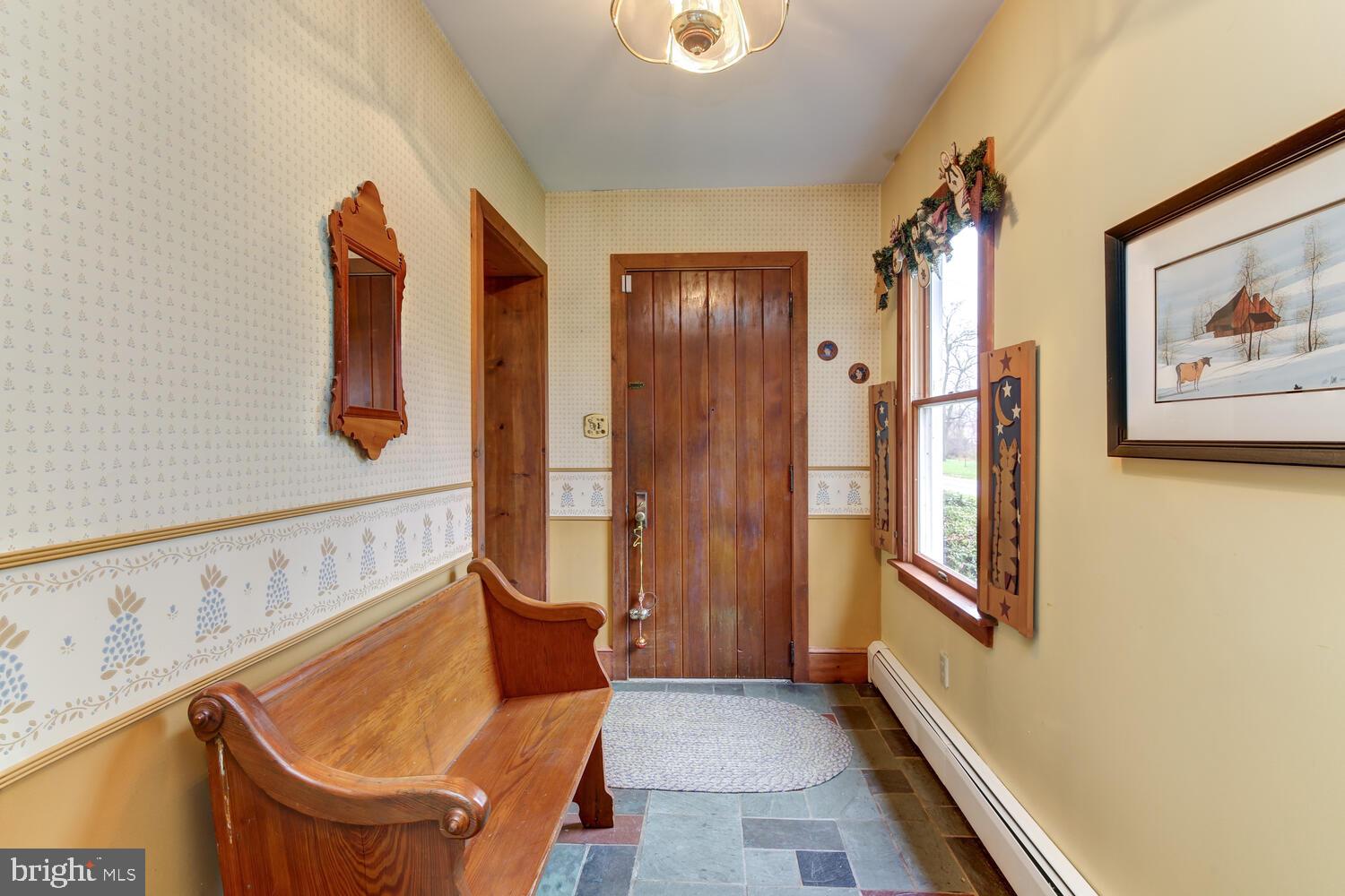 14 Indian Run Road Avondale, PA 19311 - Photo 3 of 35