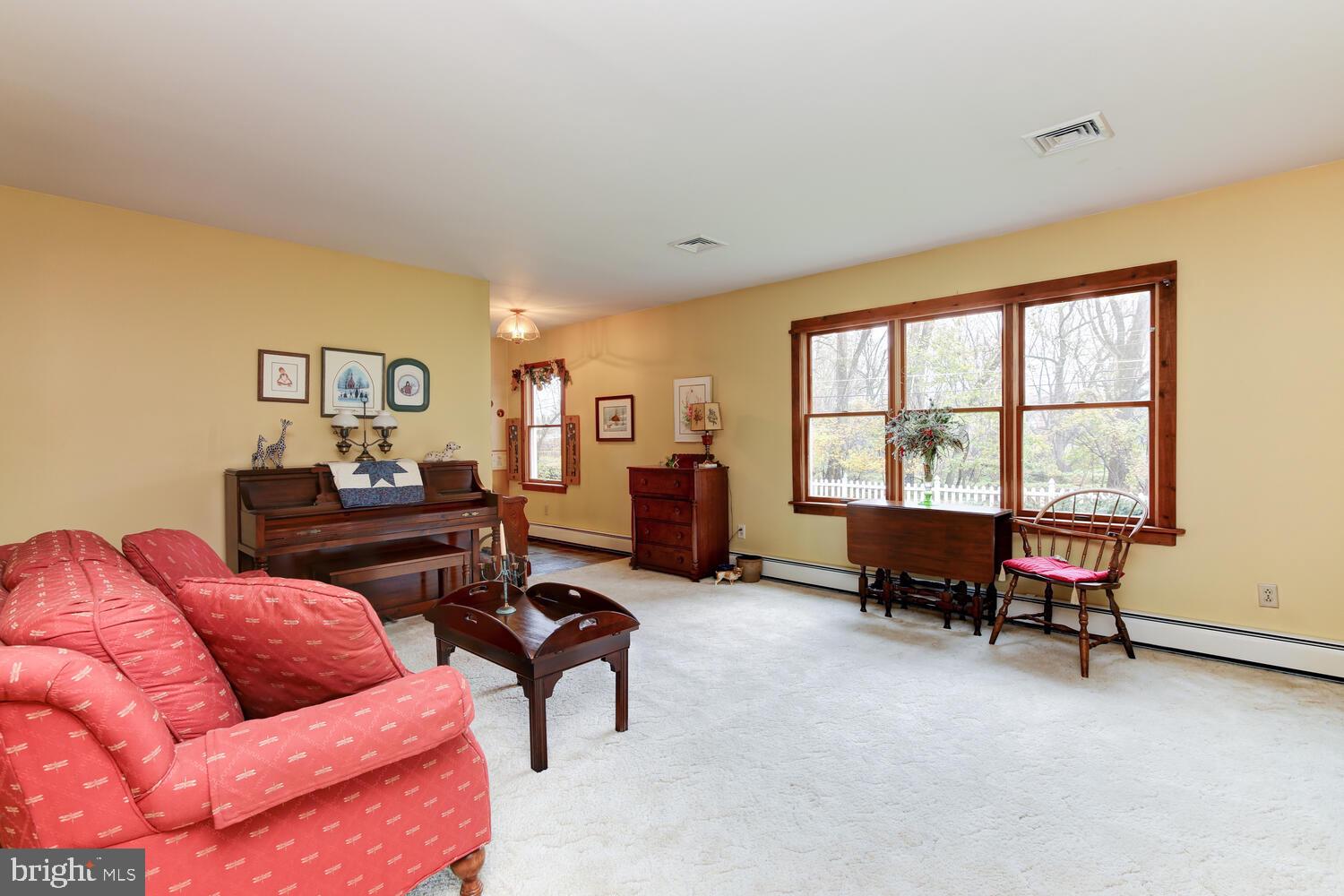 14 Indian Run Road Avondale, PA 19311 - Photo 6 of 35