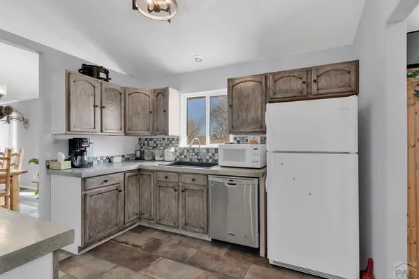 $365,000 | 8722 Rd KK, Manzanola, CO 81058