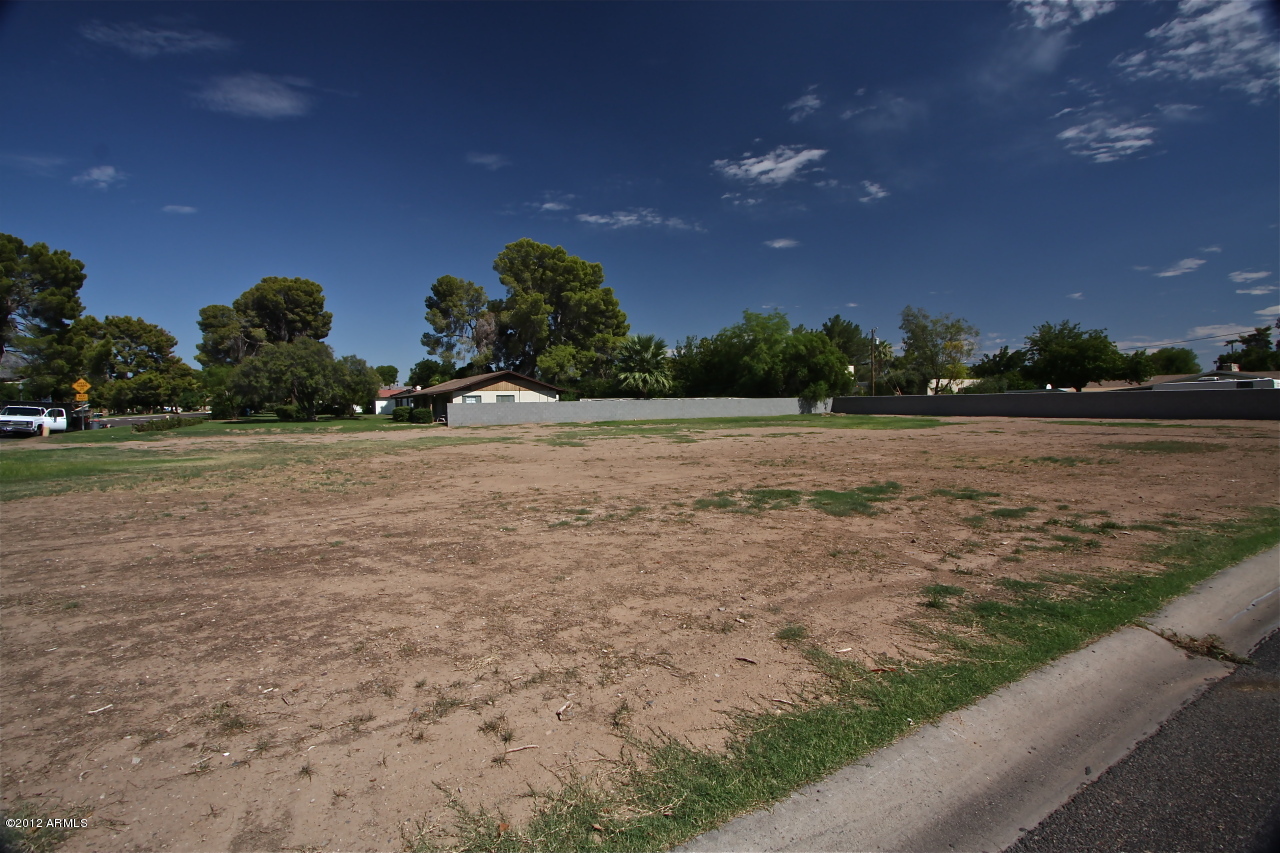 303 East Ocotillo Road, Unit 23 Phoenix, AZ 85012 - Photo 4 of 4 From 3rd Steer corner