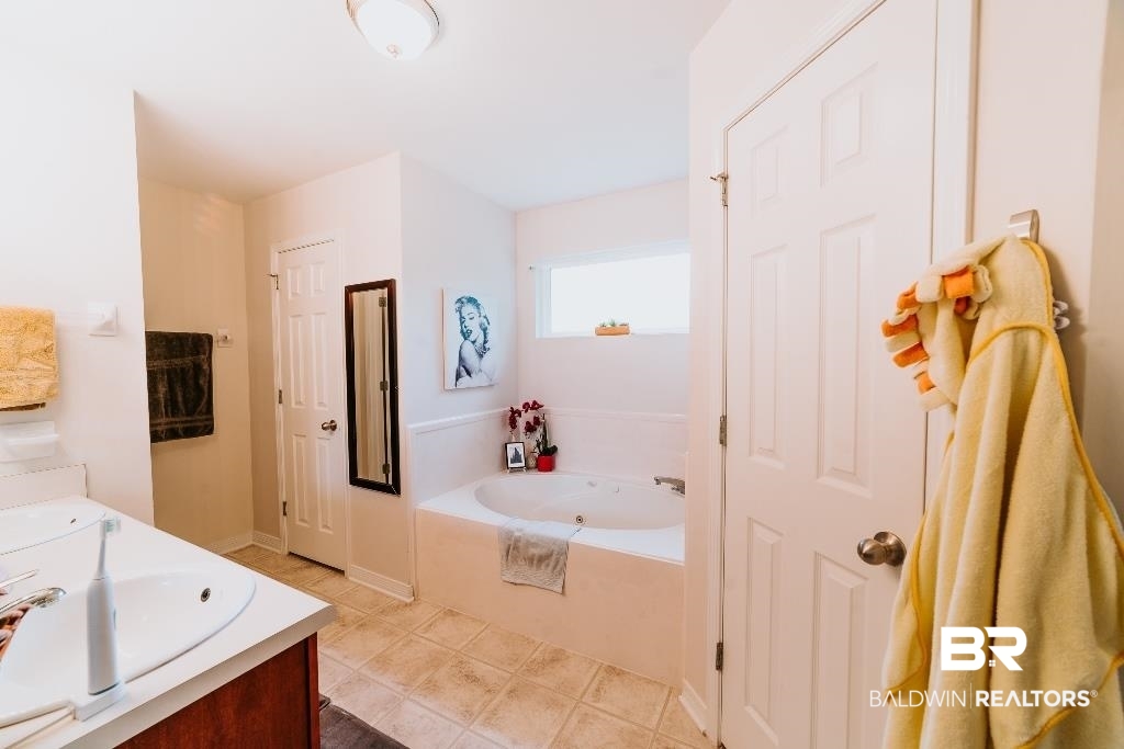 11910 Ives Lane Mobile, AL 36608 - Photo 10 of 24