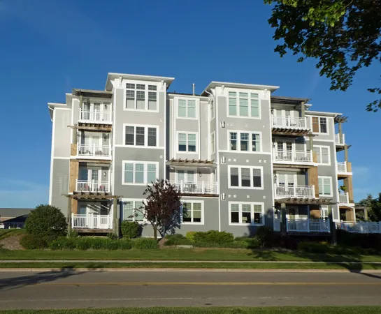 $525,000 | 207 South William Street, Unit 40, Ludington, MI 49431