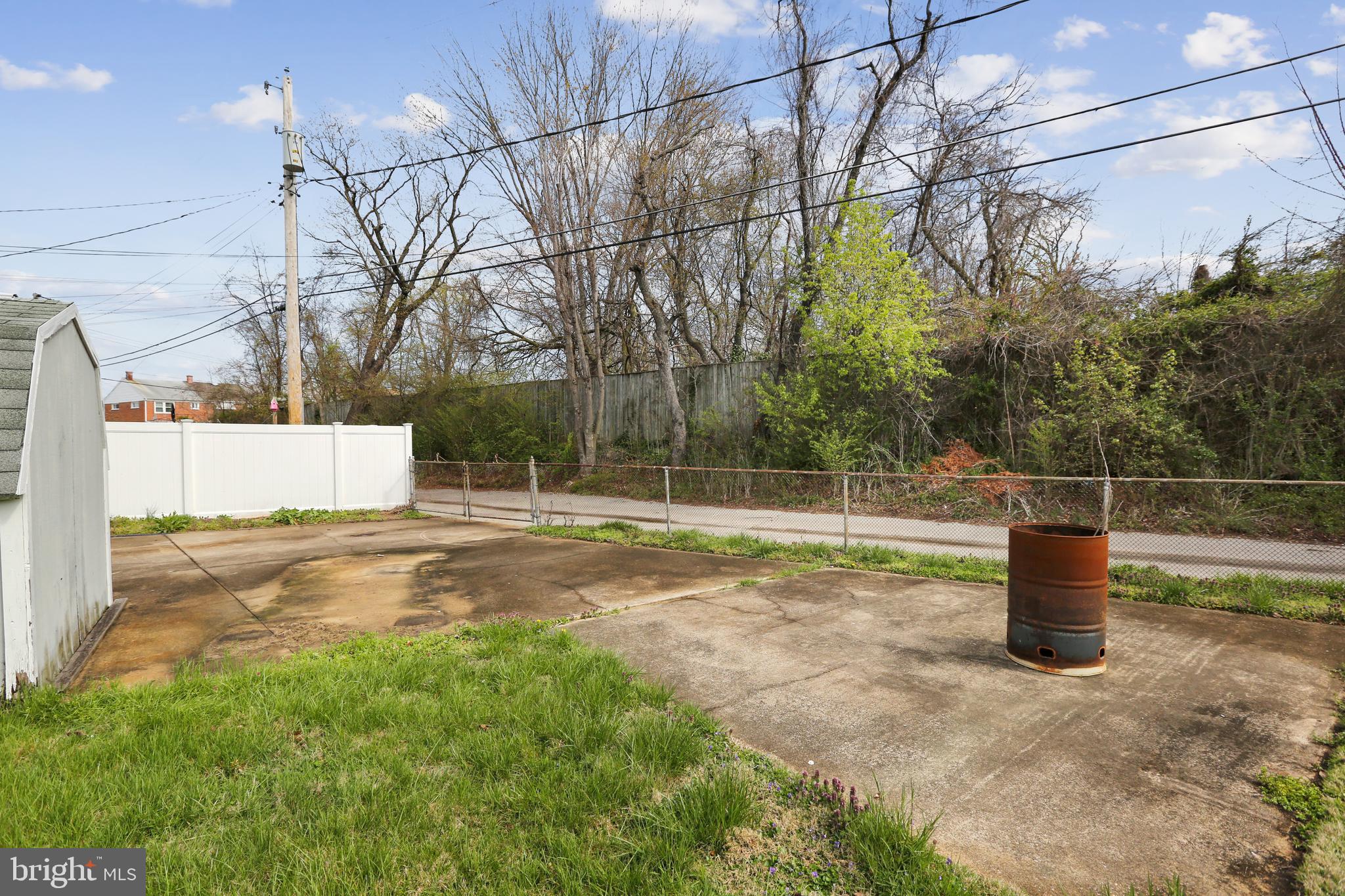 121 Bladen Road Essex, MD 21221 - Photo 33 of 33 Gallery Image 33