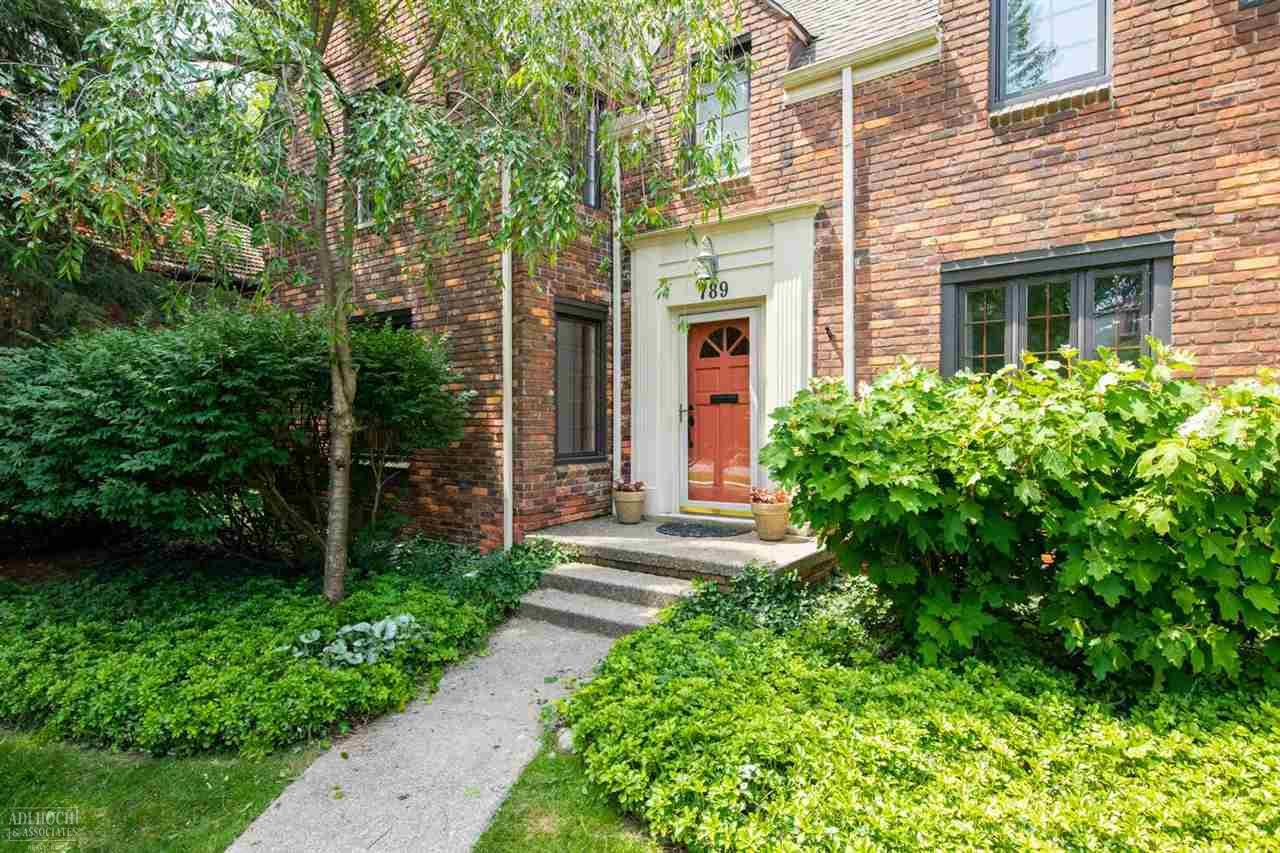 789 Pemberton Road Grosse Pointe Park, MI 48230 - Photo 2 of 42