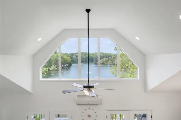 $1,725,000 | 1373 Thomason Lane, Goodview, VA 24095