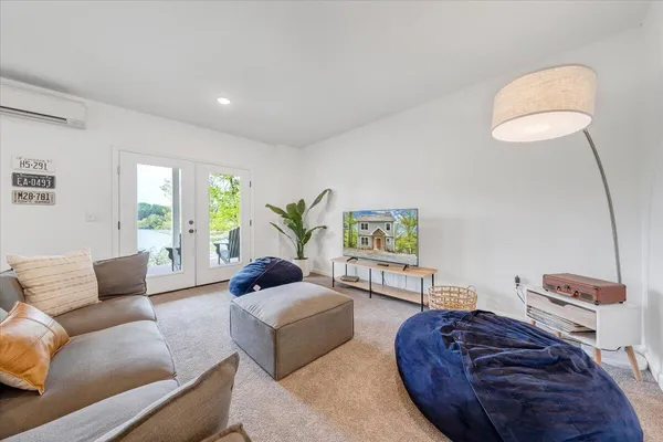 $1,725,000 | 1373 Thomason Lane, Goodview, VA 24095