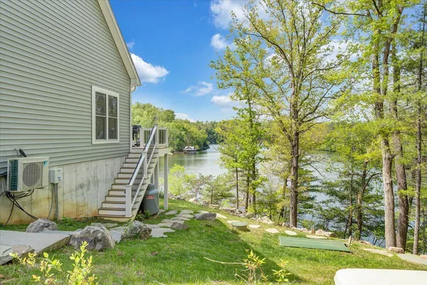 $1,725,000 | 1373 Thomason Lane, Goodview, VA 24095