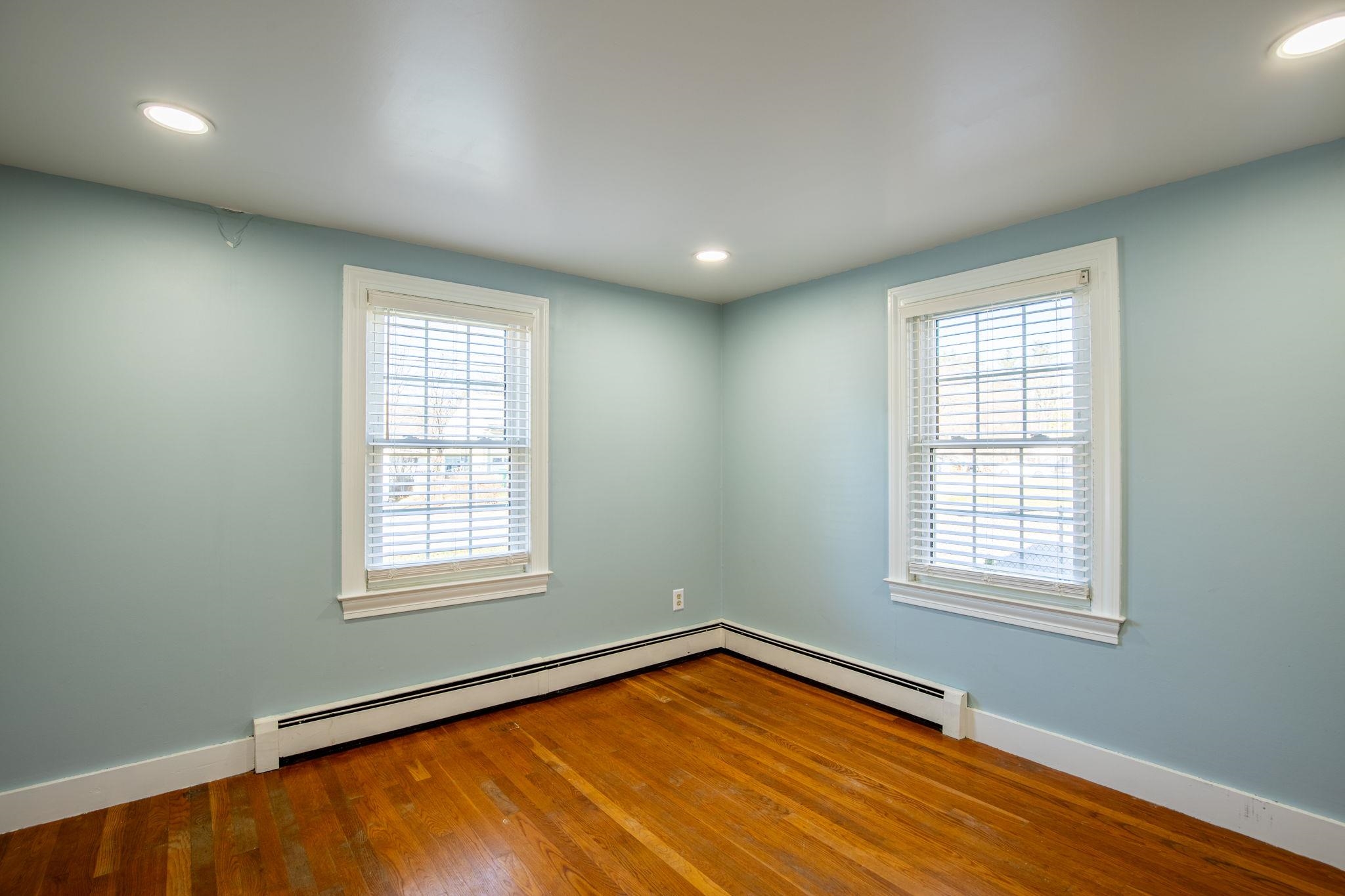 46 Richardson Street Rochester, NH 03867 - Photo 17 of 37