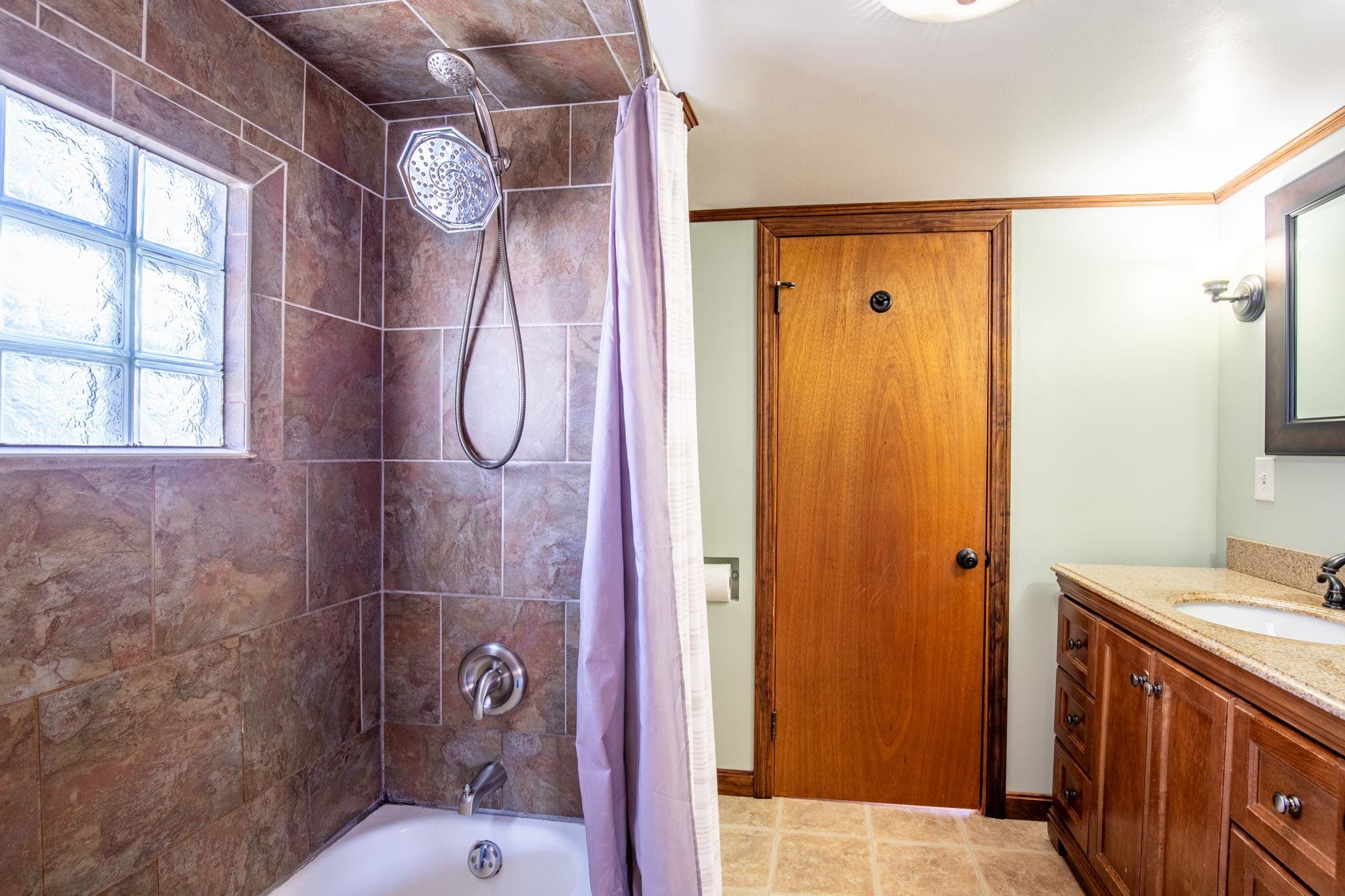 46 Richardson Street Rochester, NH 03867 - Photo 25 of 37