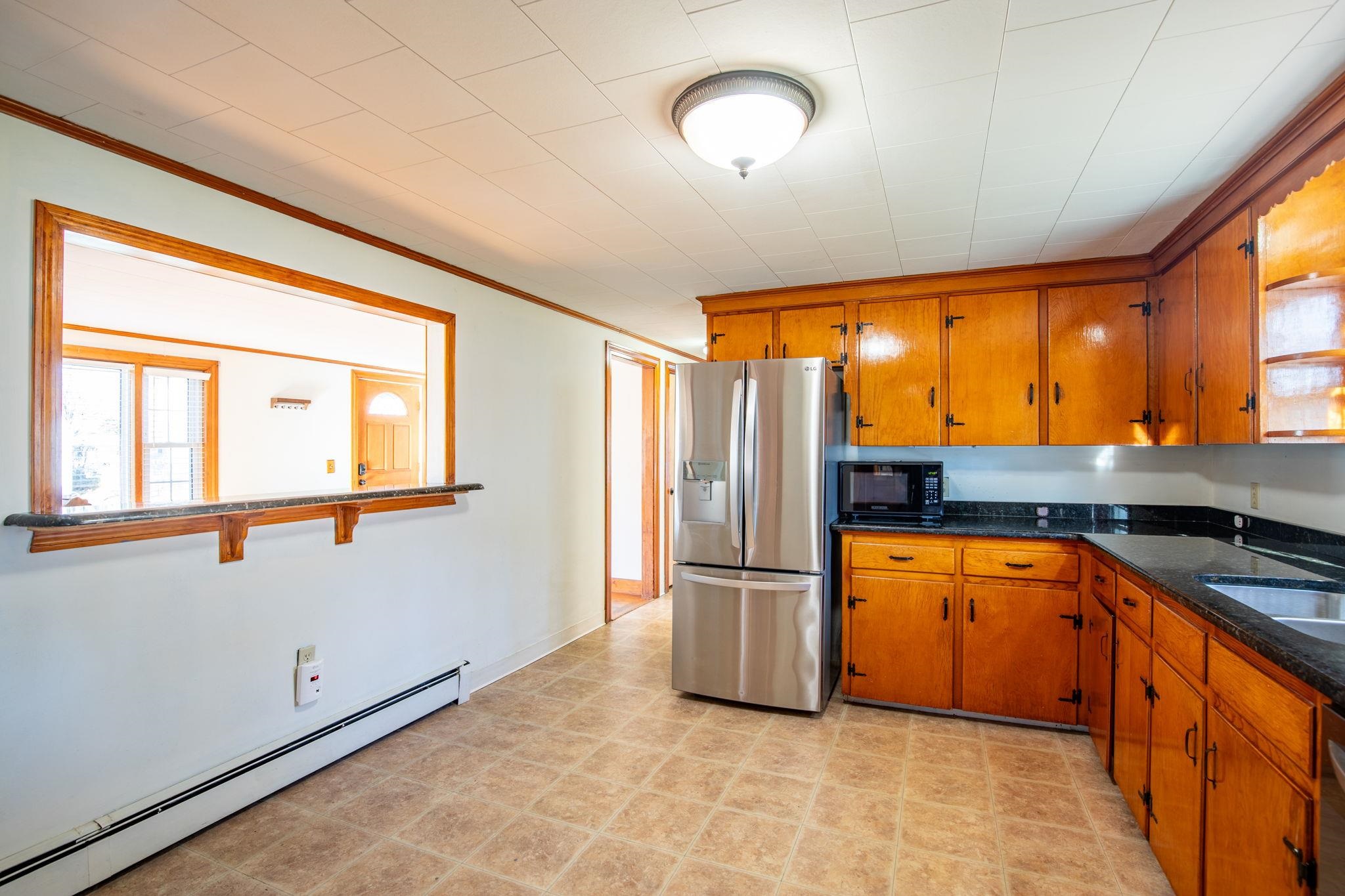 46 Richardson Street Rochester, NH 03867 - Photo 6 of 37