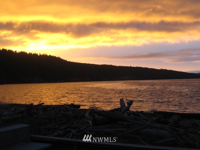 980 Beckett Point Road Port Townsend, WA 98368 - Photo 1 of 1 Gallery Image 1