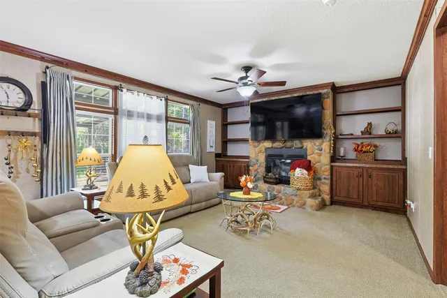 $350,000 | 595 Andrew Jackson Drive, Livingston, TX 77351