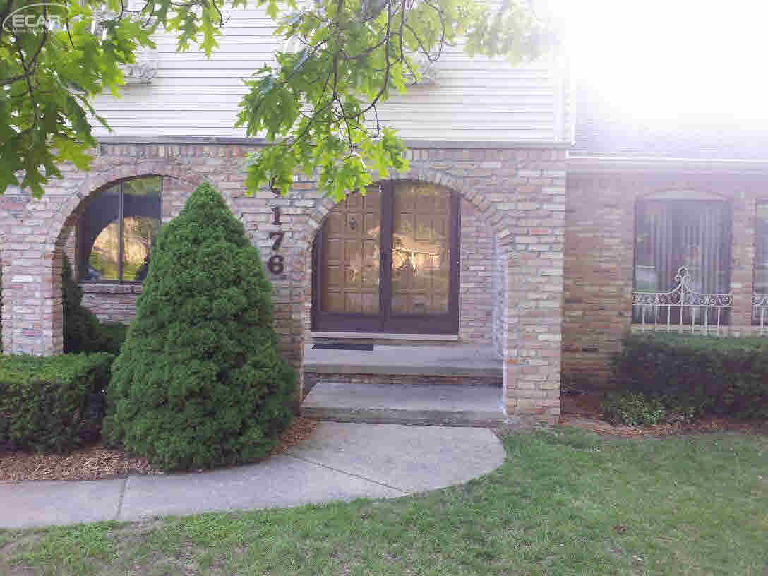 6176 Kings Shire Road Grand Blanc, MI 48439 - Photo 25 of 27 21320886-24.JPG