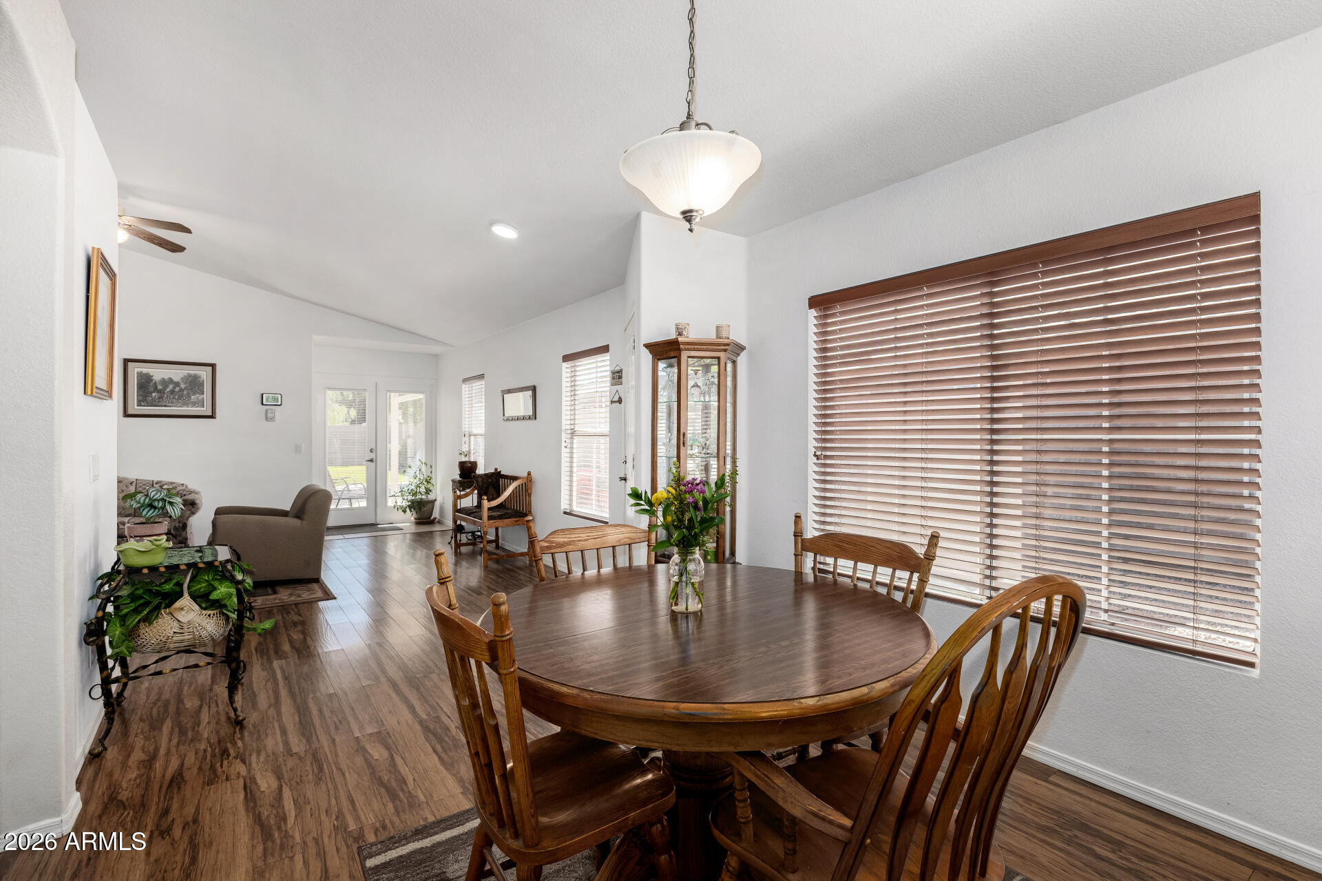 79 West Gail Drive Gilbert, AZ 85233 - Photo 15 of 37 Dining area, open to living room