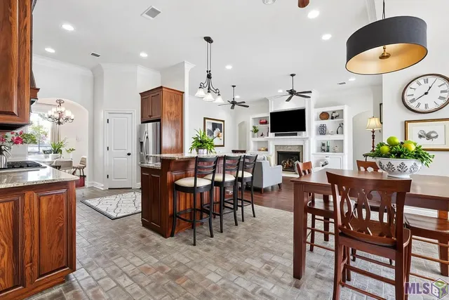 $650,000 | 11177 Toria Lane, St. Amant, LA 70774