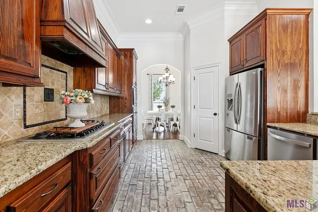 $650,000 | 11177 Toria Lane, St. Amant, LA 70774