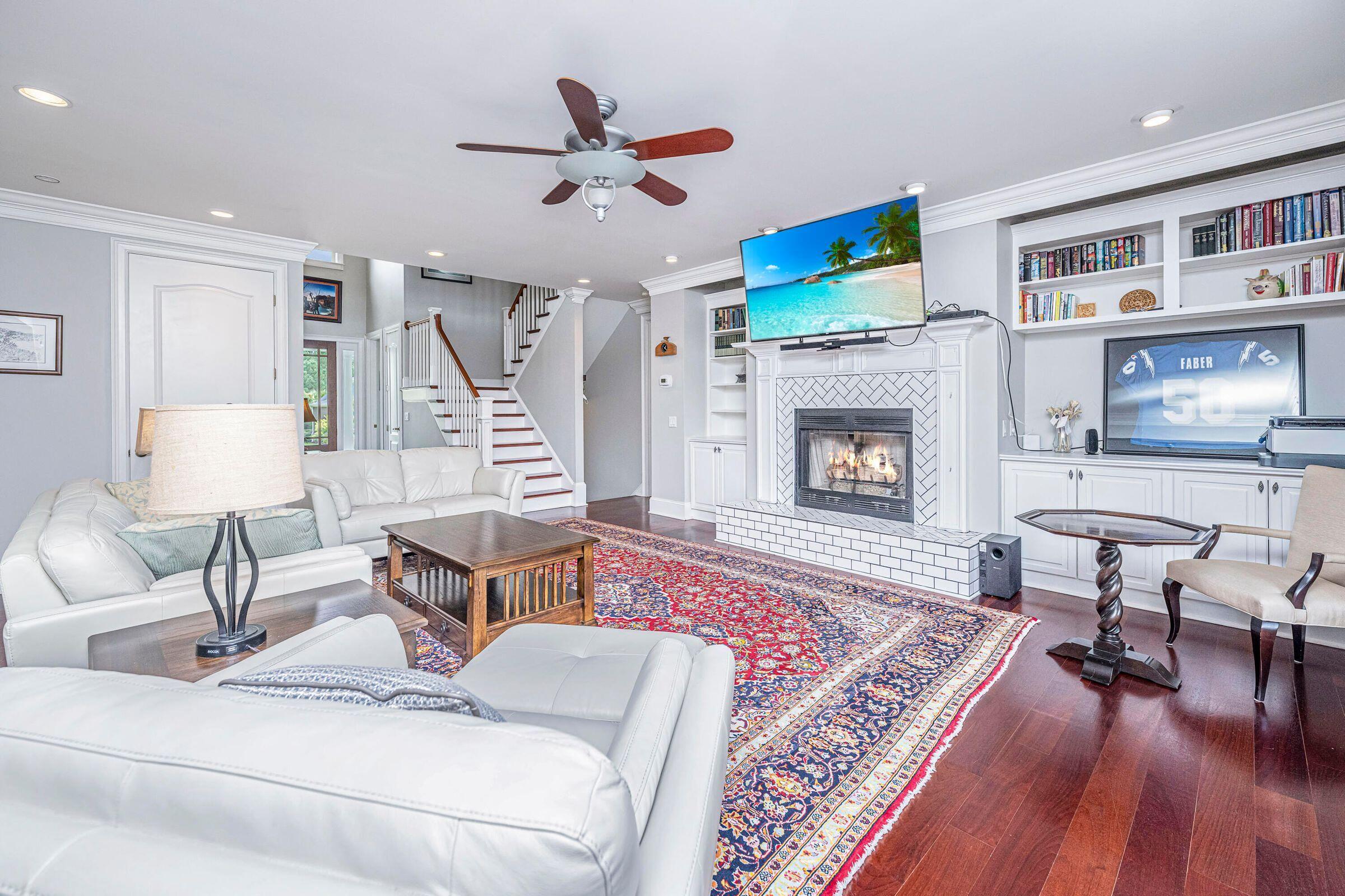 2012 Ashburton Way Mount Pleasant, SC 29466 - Photo 11 of 71 20210902133029031699000000-o