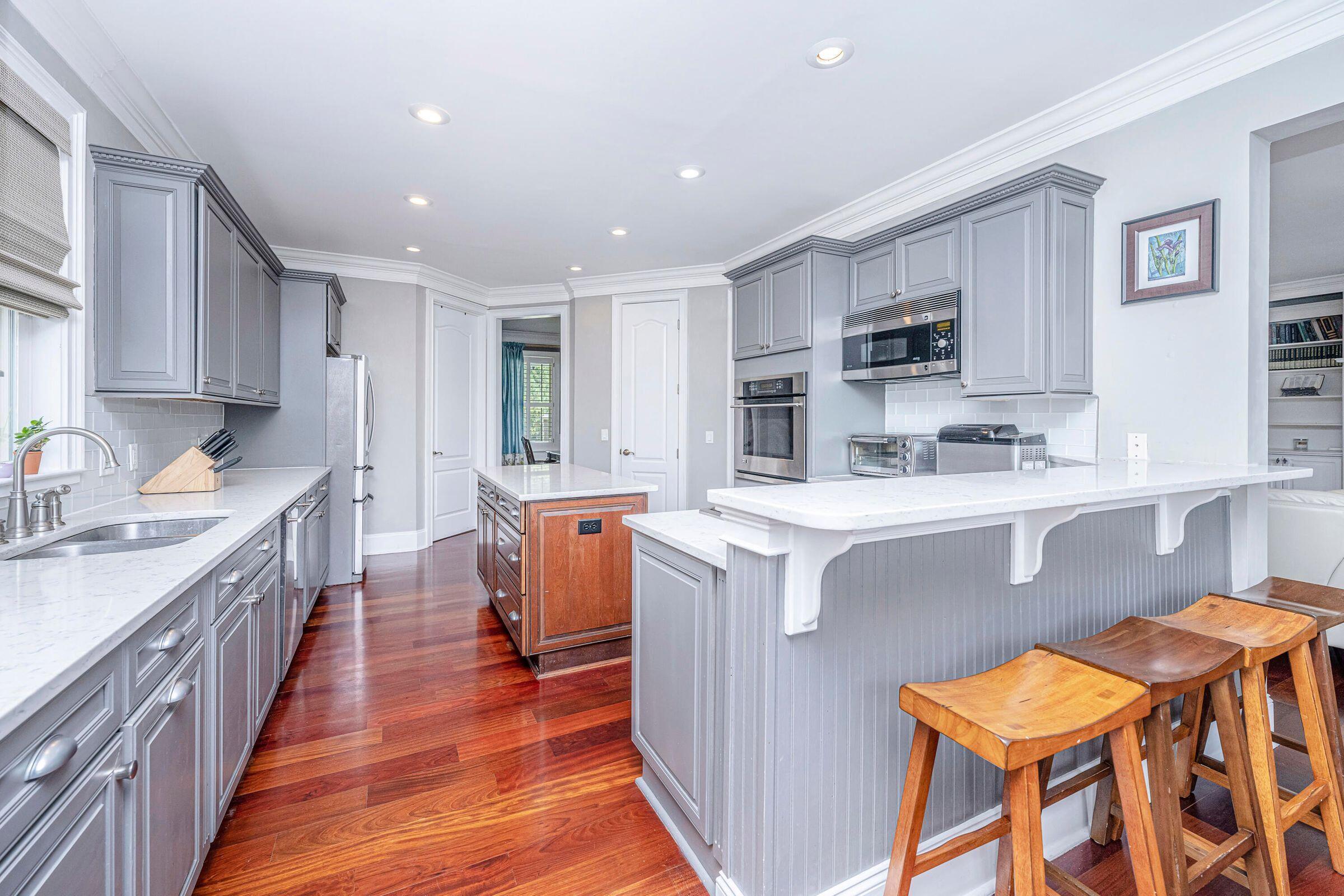 2012 Ashburton Way Mount Pleasant, SC 29466 - Photo 17 of 71 20210902133115941354000000-o