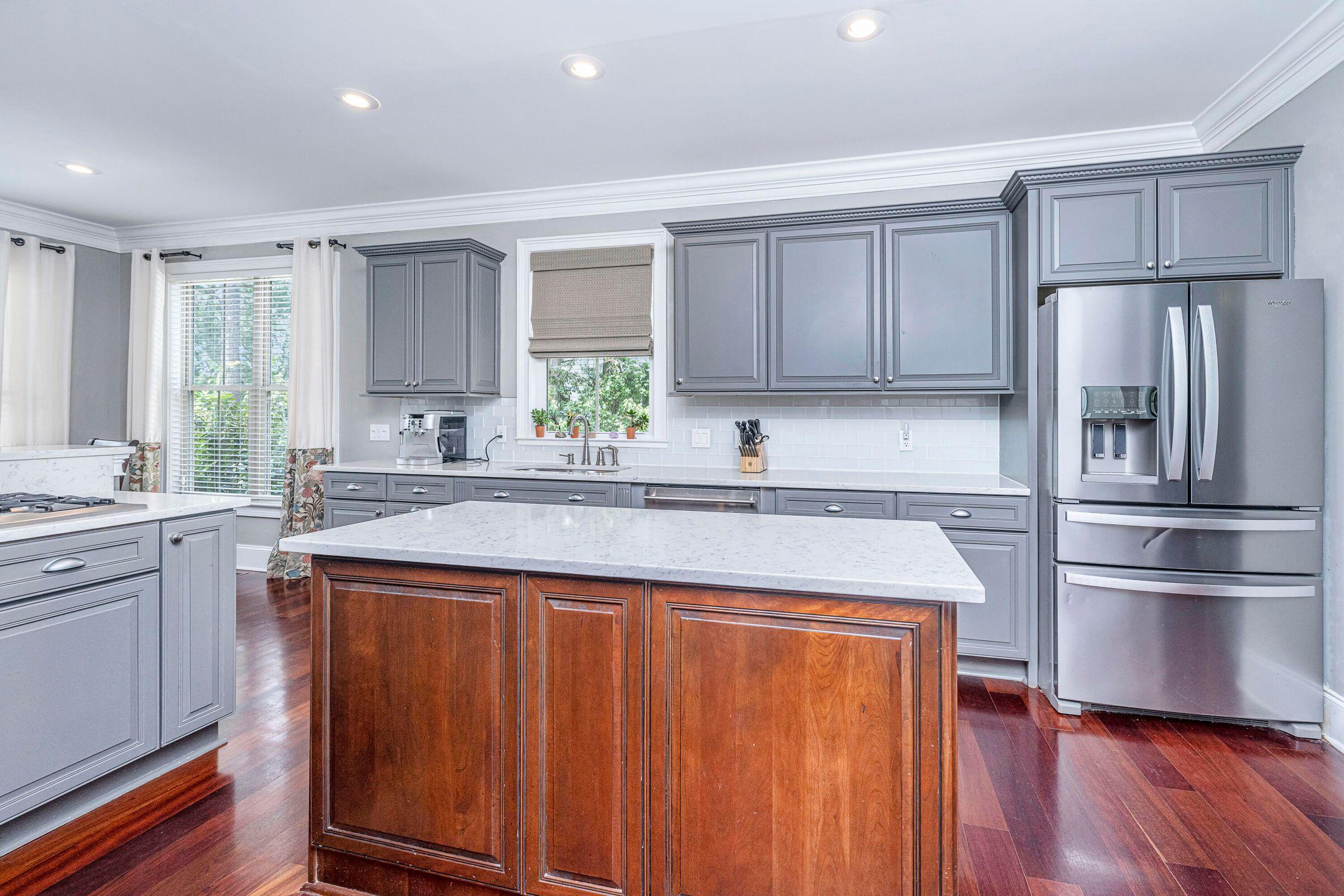 2012 Ashburton Way Mount Pleasant, SC 29466 - Photo 19 of 71 20210902133130699602000000-o