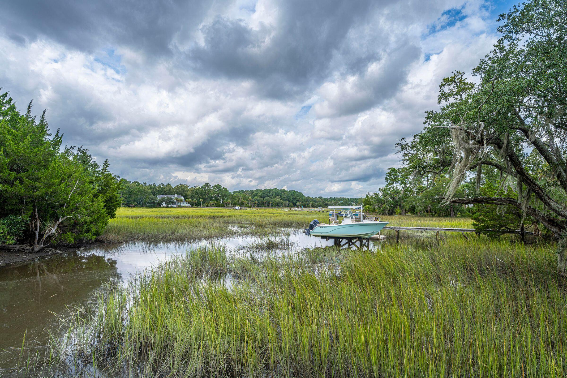 2012 Ashburton Way Mount Pleasant, SC 29466 - Photo 64 of 71 20210902133924042096000000-o