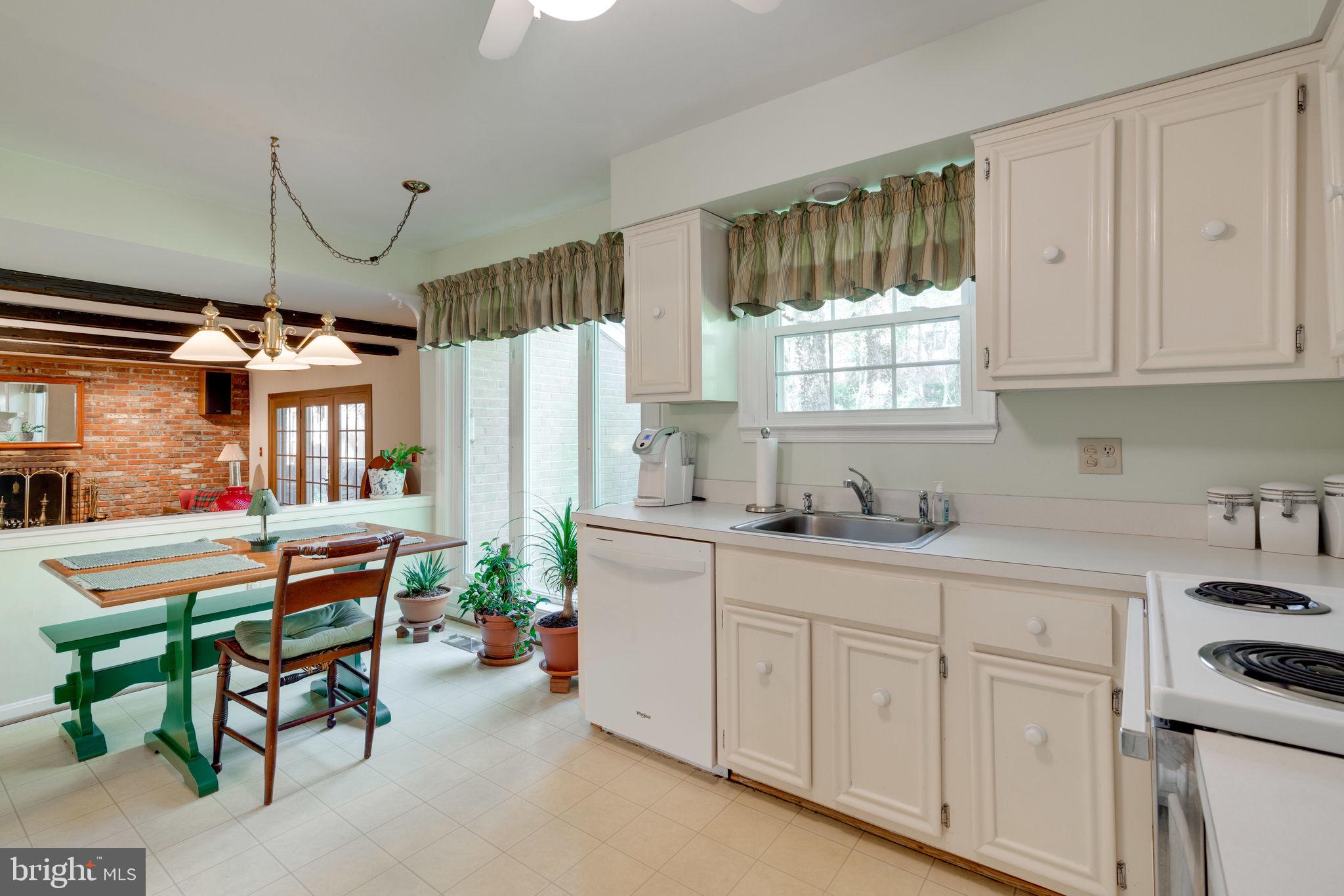 8120 Langbrook Road Springfield, VA 22152 - Photo 17 of 68 Gallery Image 17