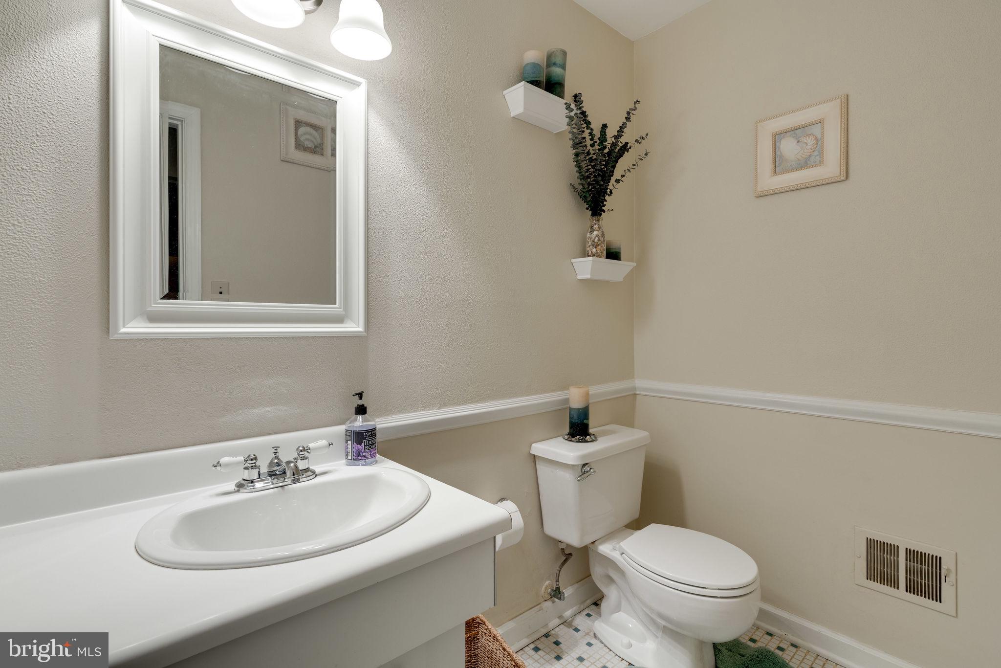8120 Langbrook Road Springfield, VA 22152 - Photo 35 of 68 Gallery Image 35