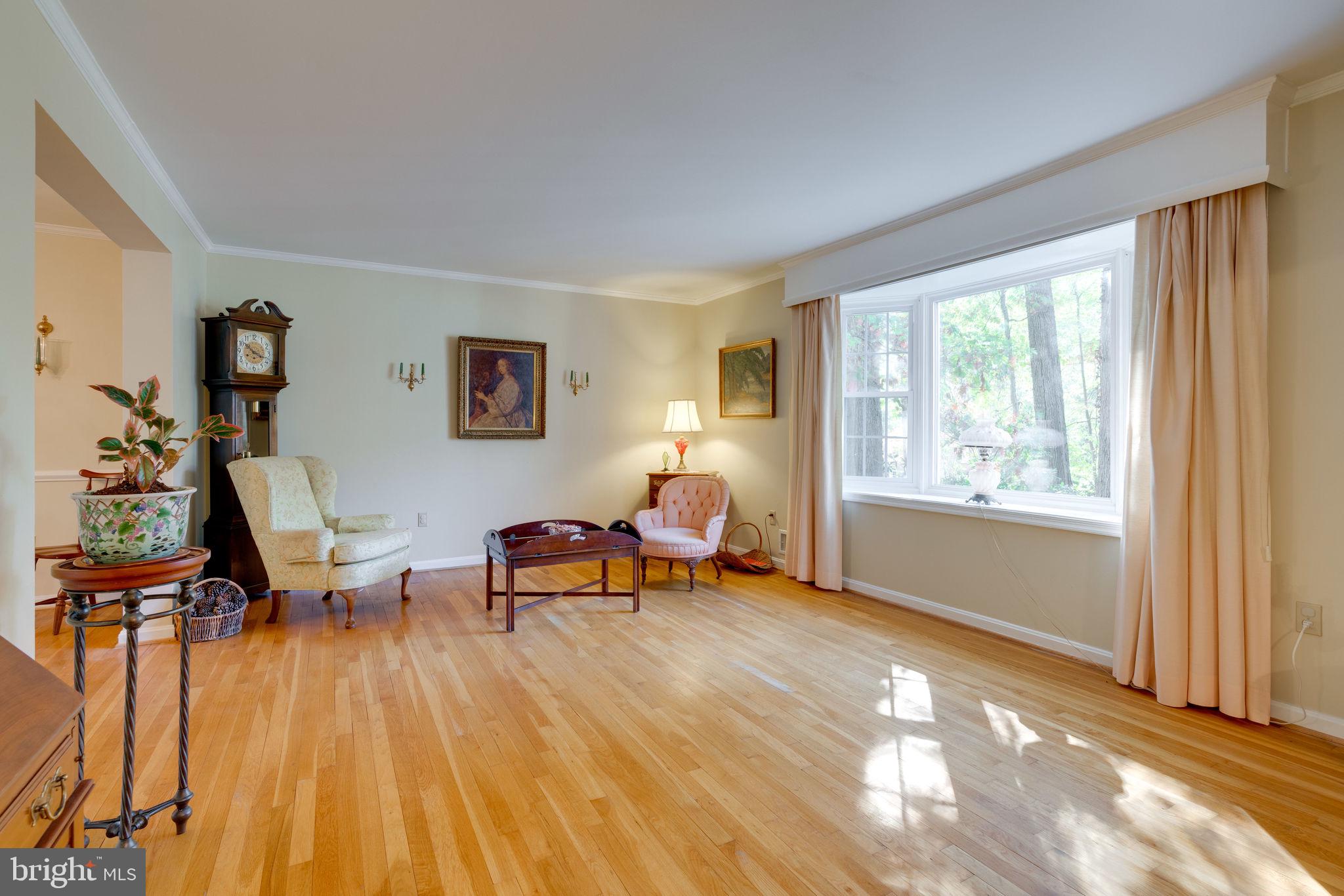 8120 Langbrook Road Springfield, VA 22152 - Photo 9 of 68 Gallery Image 9