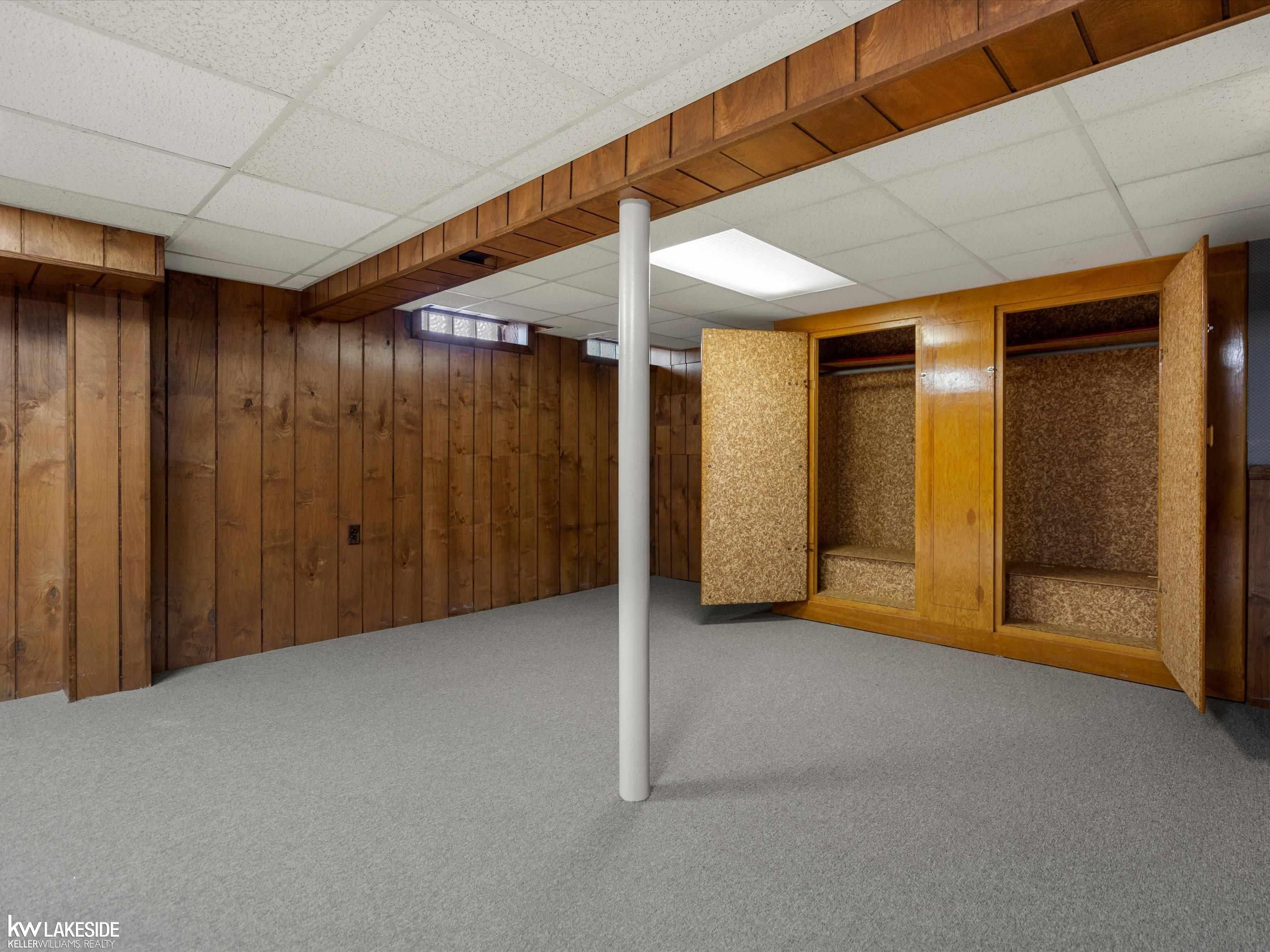 11585 Chicago Road Warren, MI 48093 - Photo 44 of 55